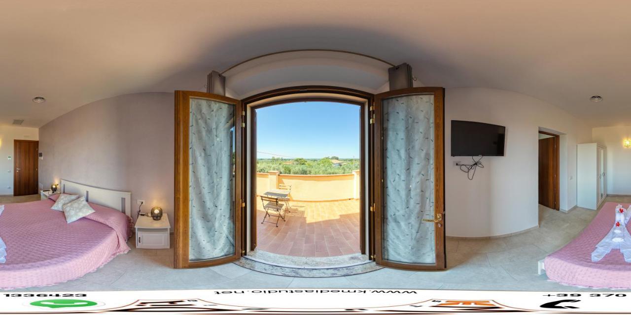 Agriturismo Il Vecchio Olivo كاستاجنيتو كاردوتشي المظهر الخارجي الصورة